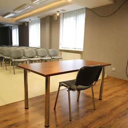 Iskra Szálloda Radom