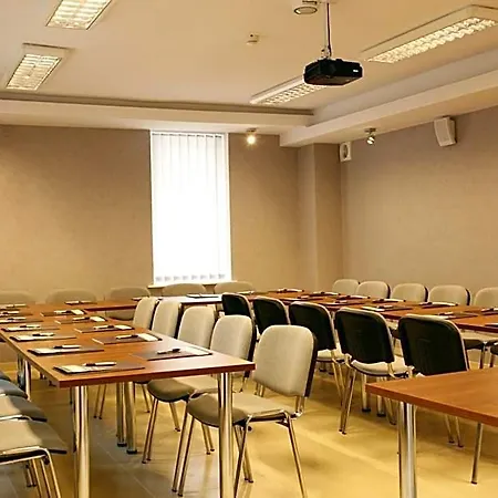 Iskra Otel Radom