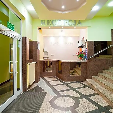 Hotell Iskra 3*