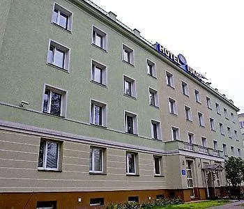 Iskra Otel