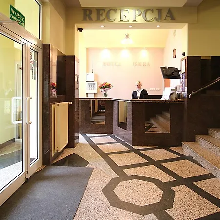 Iskra Hotell 3*