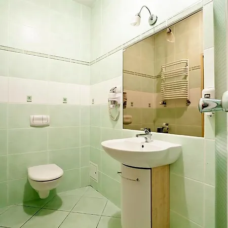 Otel Iskra 3*